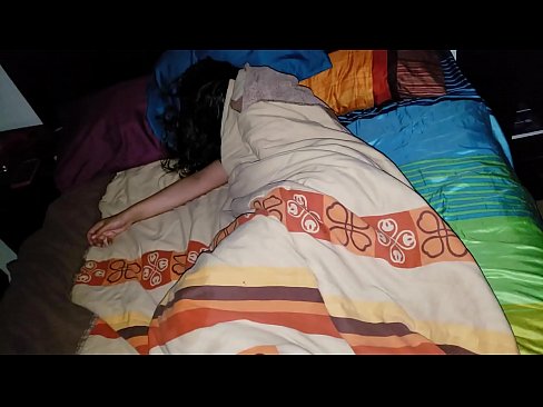 ❤️ Ögey oğul gənc ögey anası yatarkən onu təhqir edir. Sərt porno az.high-pass.ru ️❤